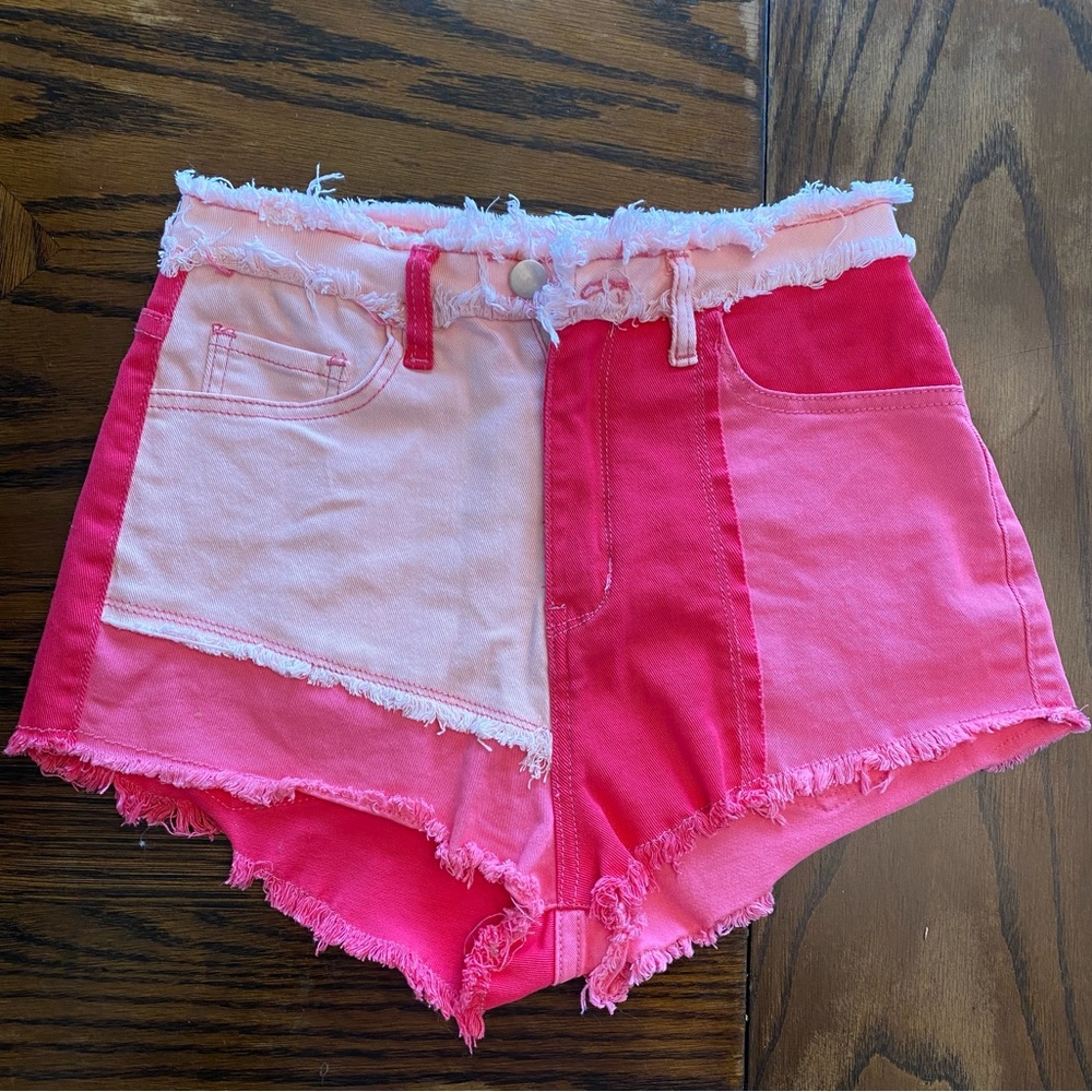Pink denim booty shorts - Picture 1 of 3